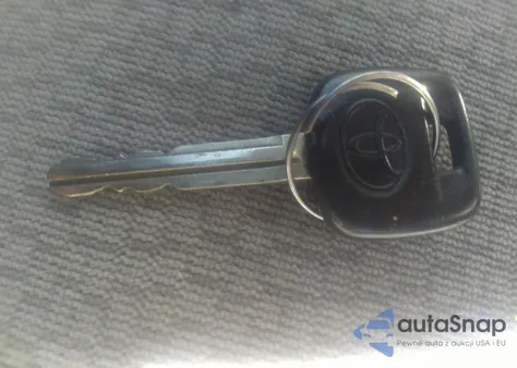 2004 Toyota Corolla Ce/Le/S из США, поврежденный, VIN 2T1BR32E74C291357